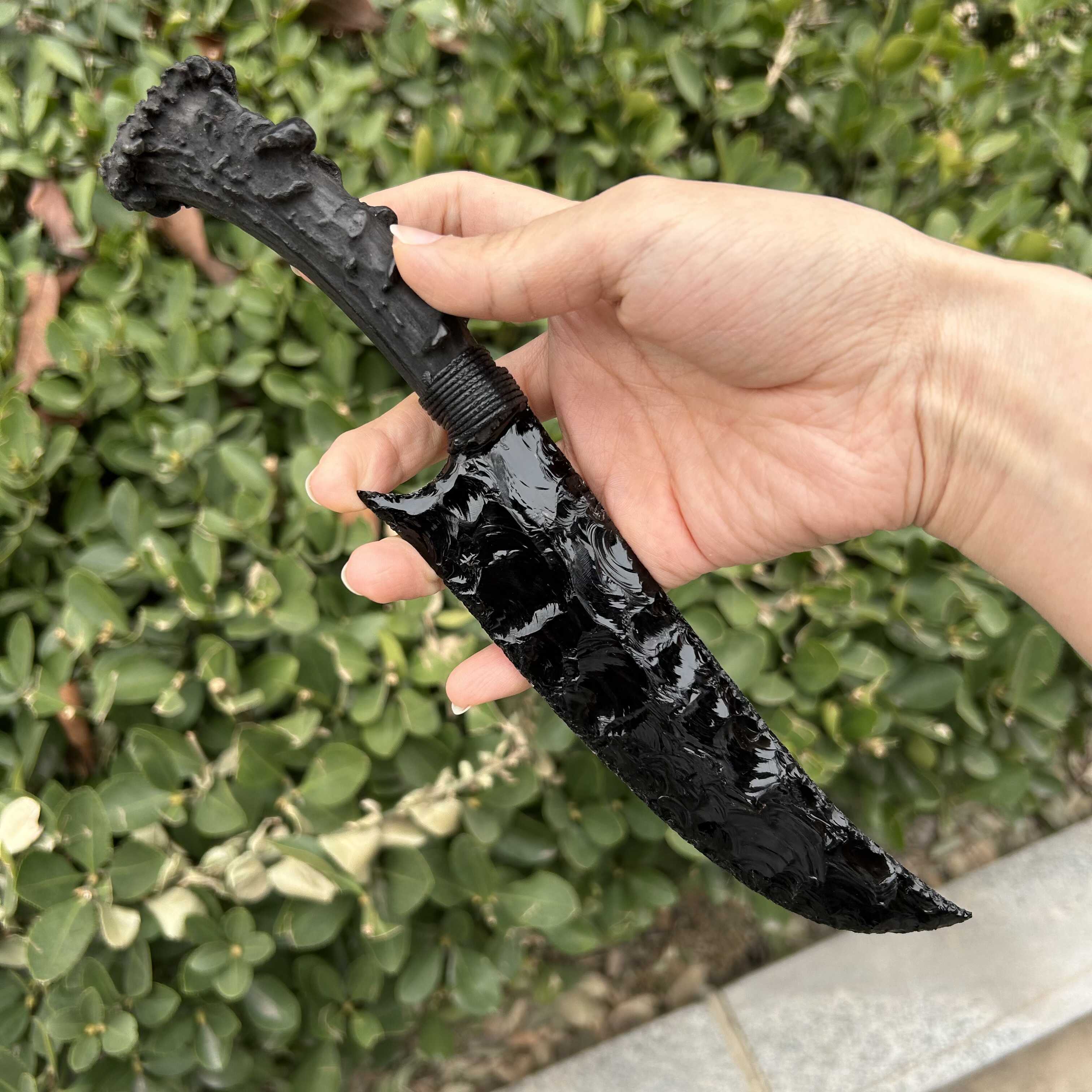 Obsidian Hunting Knife with Black Antler Handle