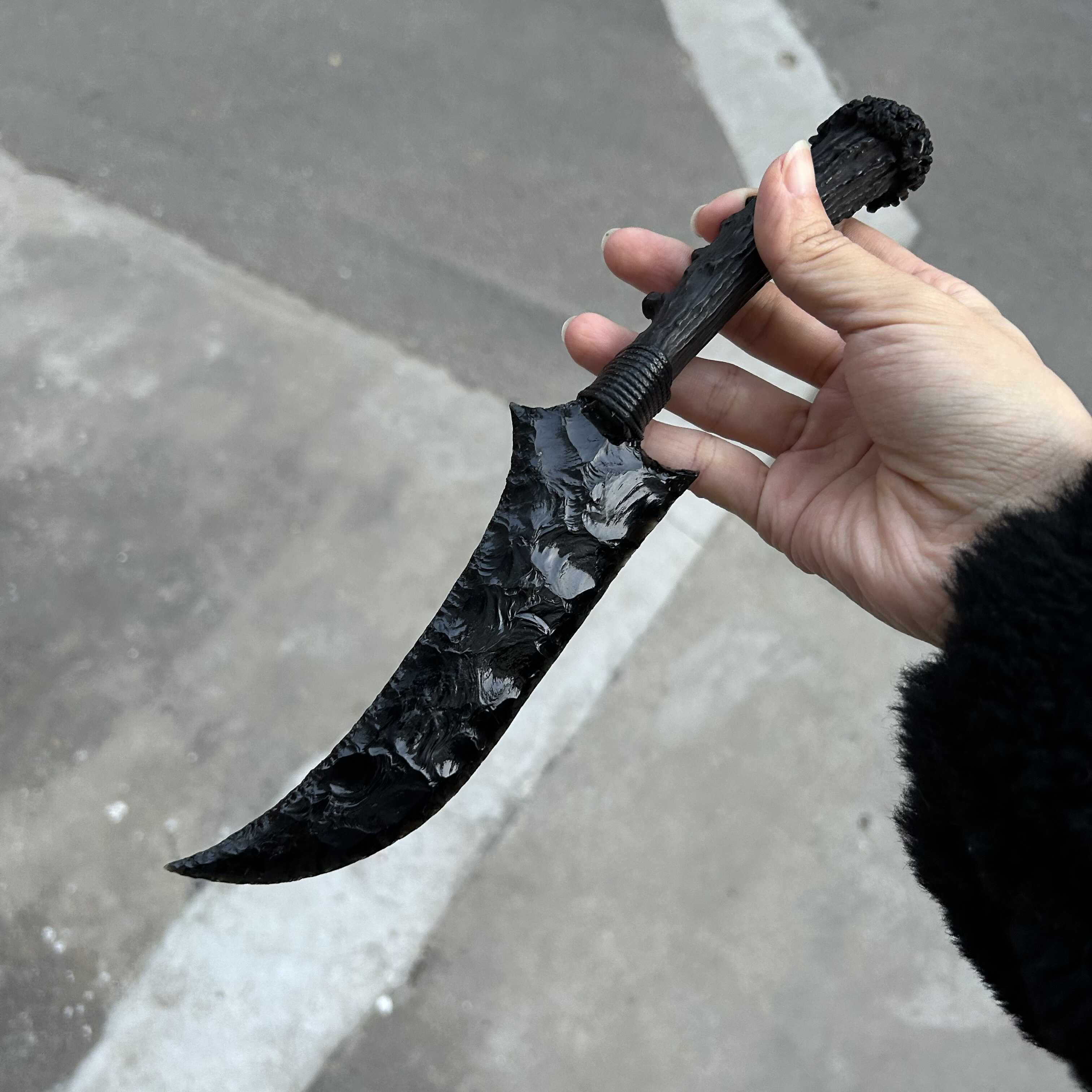 Obsidian Irregular Hunting Knife with Black Antler Handle
